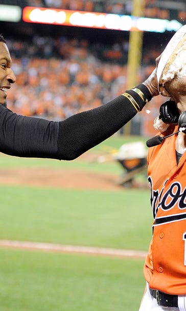 Davis gives Orioles two straight wins on walk-off homers